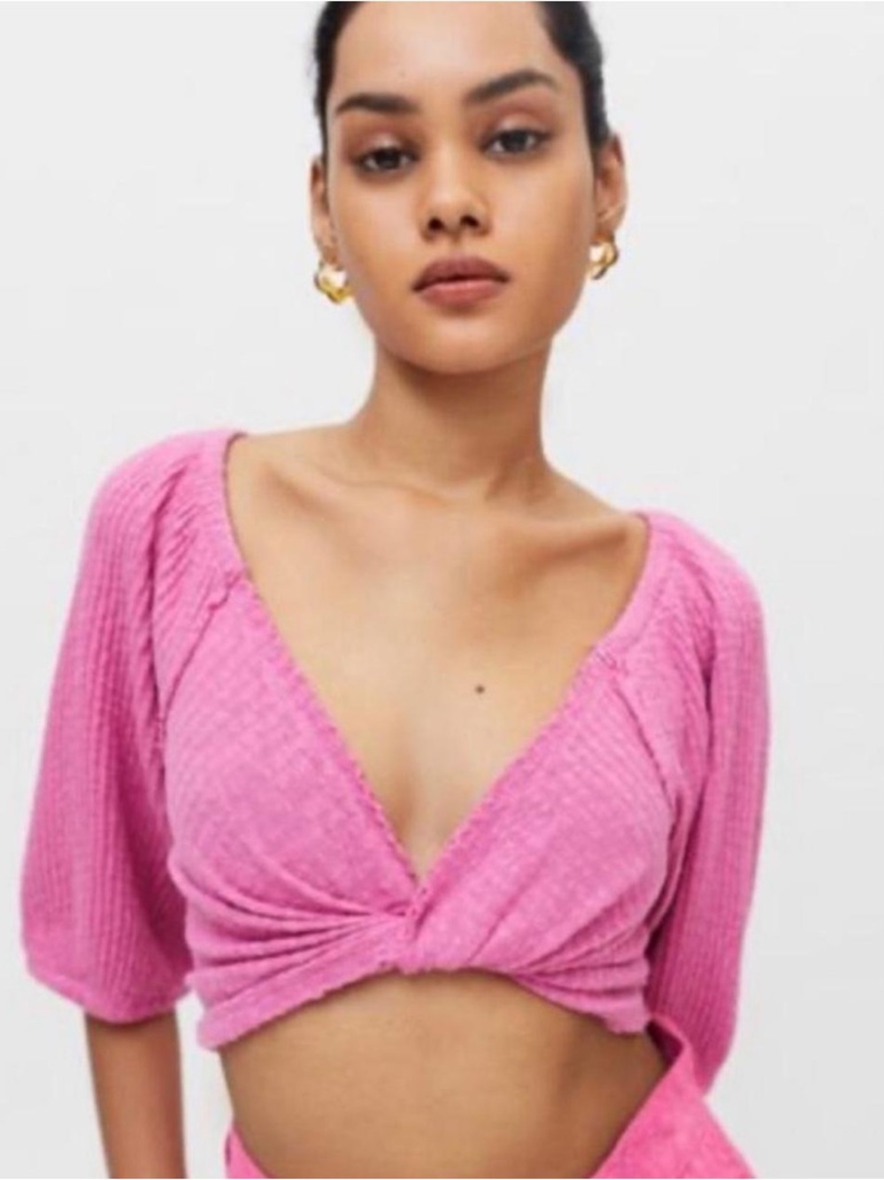 Urban Outfitters Lena Pink Twist-Front Cropped Top - Medium